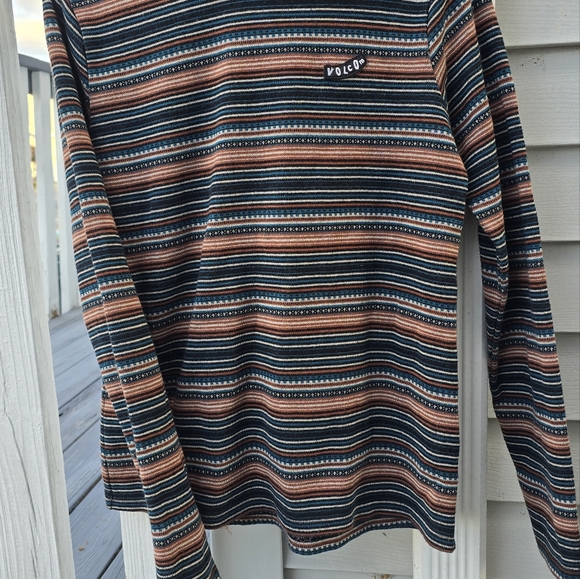 Volcom Long Sleeve Shirt - Picture 2 of 10